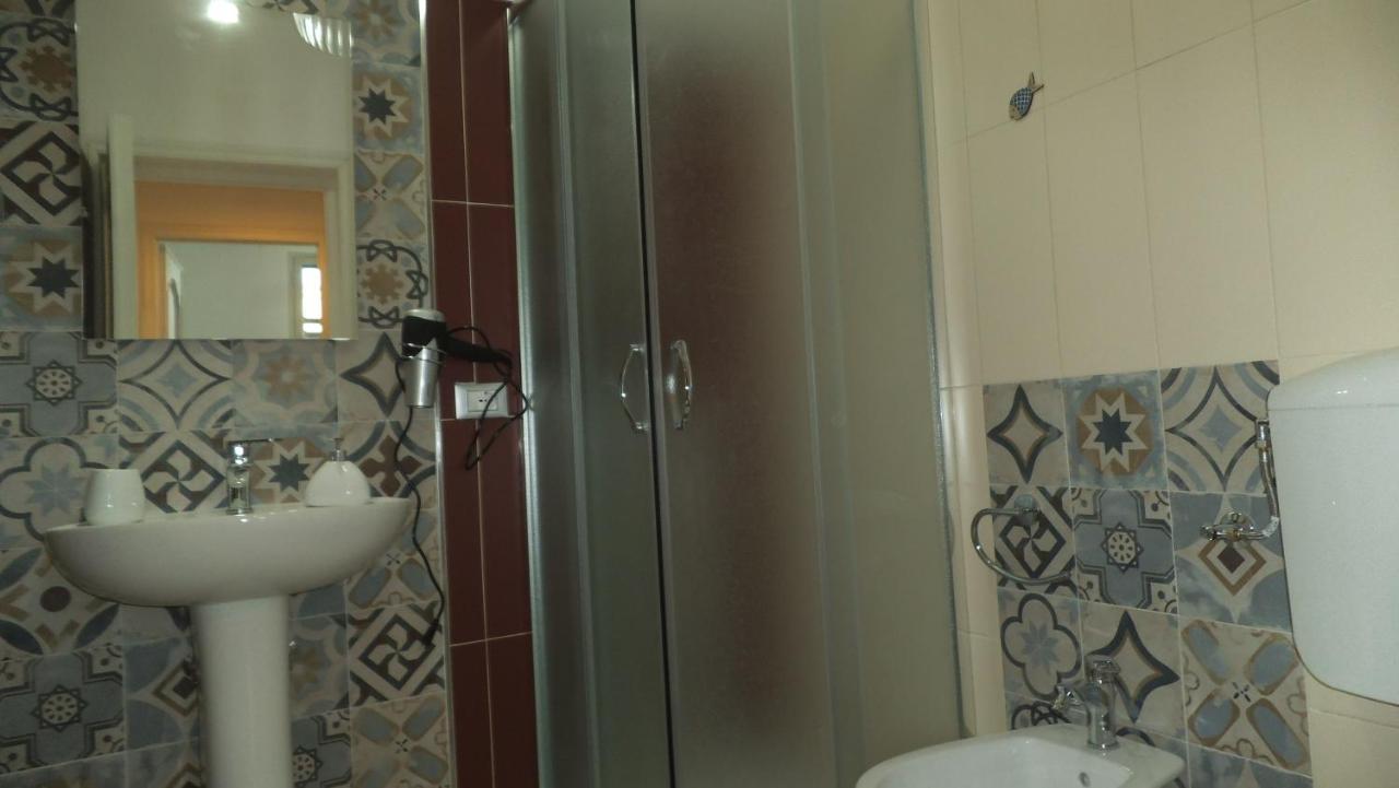 Holiday Rooms Ninfa Avola Eksteriør bilde